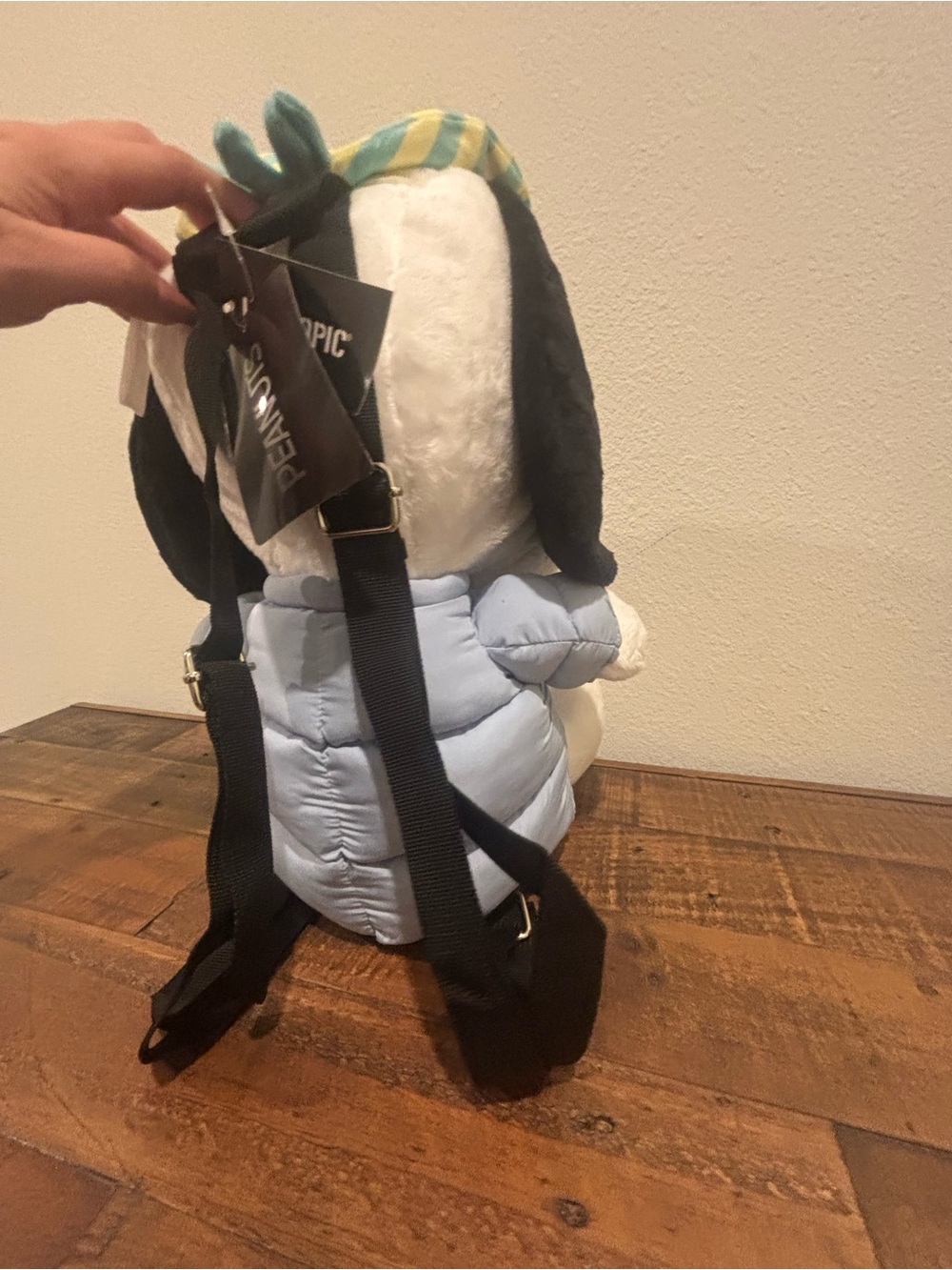 Peanuts Snoopy Plush Backpack-Hot Topic - Picture 6 of 15